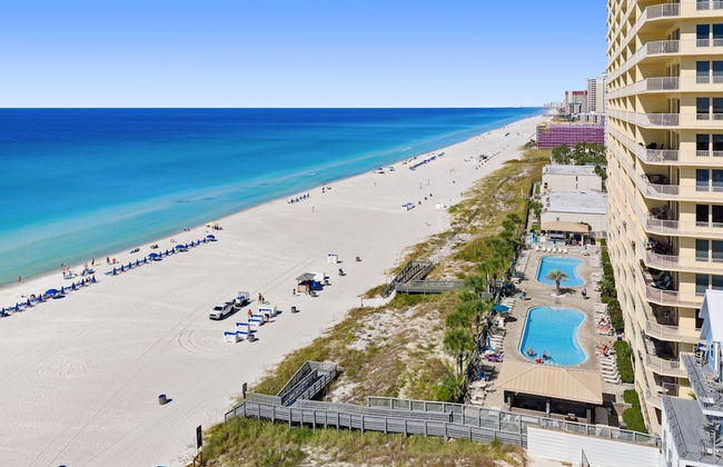 Beautiful Condo with Spacious Balcony to Enjoy Fascinating Ocean View - Unit 1002 by RedAwning - Foto 41