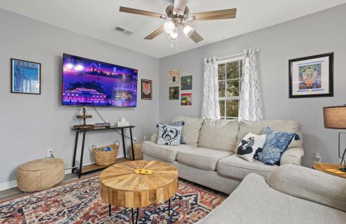 Waterfront Home with Pool, Hot Tub and Game Area - Foto 30