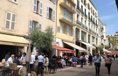 2P 40m2 -Cannes centre- Palais des festivals - - Photo 8