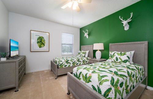 Modern 5BD, 4BA pool home in a golf resort community of Providence - Foto 20