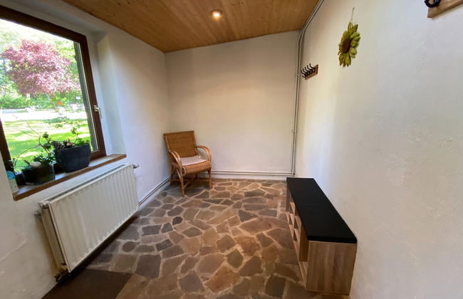 Charming Holiday Home With Garden - Photo 27