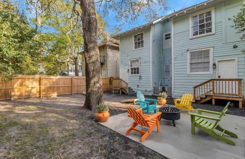 Fourth House - Eclectic and fun 1BR in SPR - Photo 27