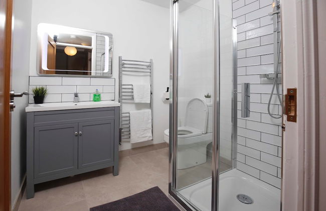 Picturesque Village House - Photo 19