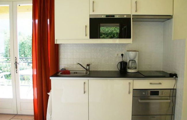 Apartment in Montbrun-les-bains Near Forest - Foto 9