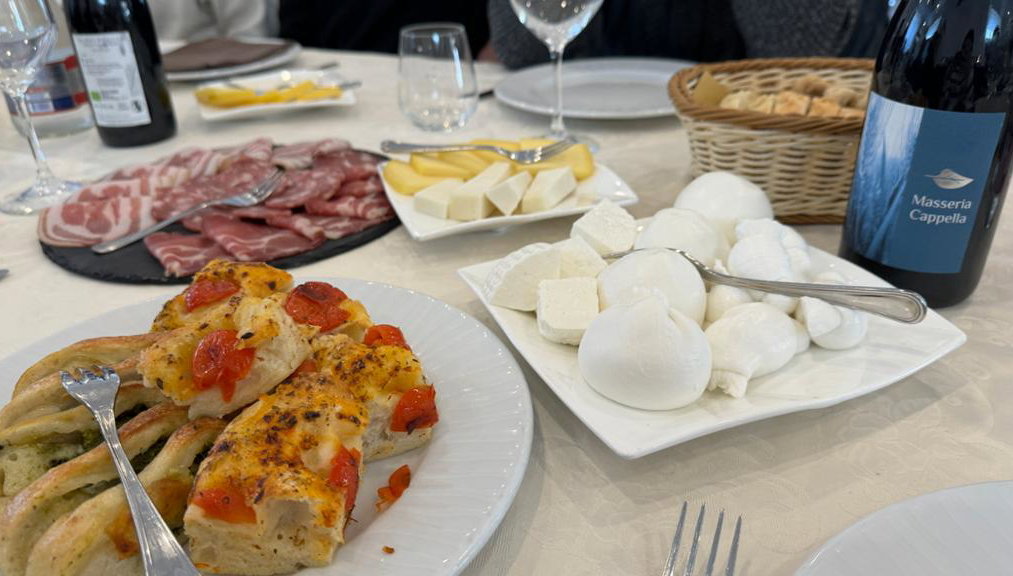 Mozzarella and Pasta Making Workshop in Apulian Masseria with Optional Tasting - Foto 1
