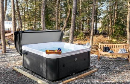 Lakeview Sunset Heaven by Avantstay Waterfront Home Hot Tub, Game Room + Discounted Ski Tickets - Foto 6