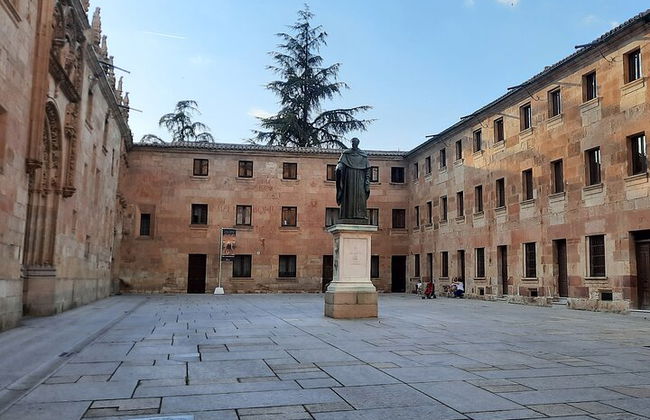 Tour privato speciale per famiglie con bambini a Salamanca - Foto 3