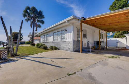 Sun-Soaked Okeechobee Retreat with Canal Views! - Foto 21