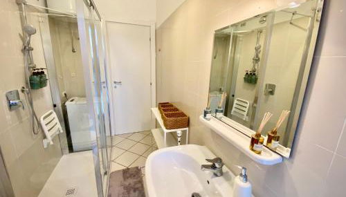 Anna Home Gallarate train station to Milan Malpensa self-check-in - Photo 4, towels, Shower