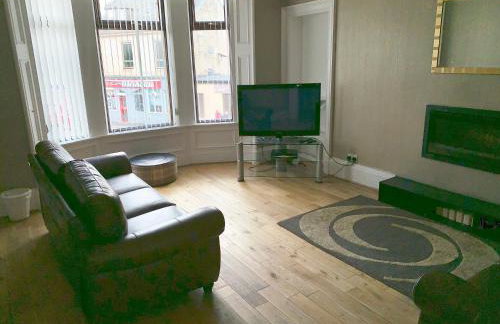 The Village Tavern Apartment - Photo 24