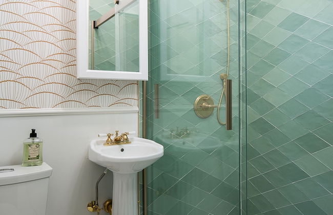 Charming Studio near Downtown! CDC Sanitized! - Photo 7