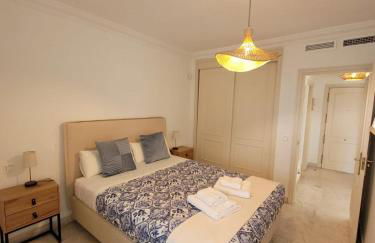 Marina Banus Apartment with Amazing Views - Photo 11