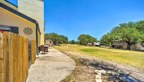 Kerrville Retreat on Hole 18 of Riverhill! - Foto 3