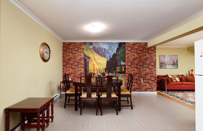 Cozy 3bdr in North Vancouver - Photo 11