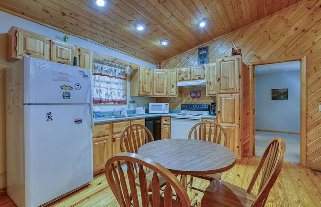 Into the Wild - 2 Bedrooms, 3 Baths, Sleeps 6 Home by RedAwning - Foto 6