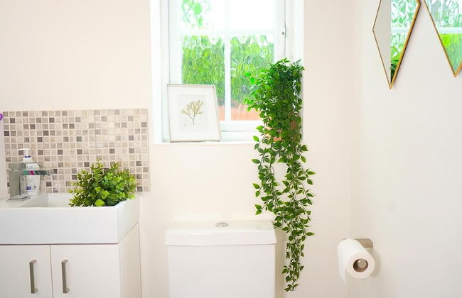 Irving House - Photo 6