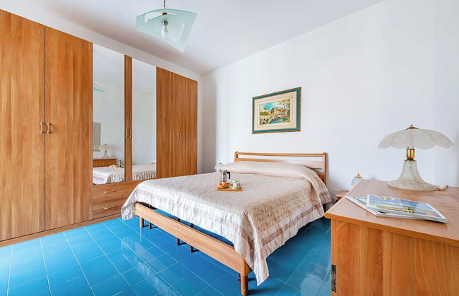 Sea Tower Apartment Bari sea Front - Photo 3