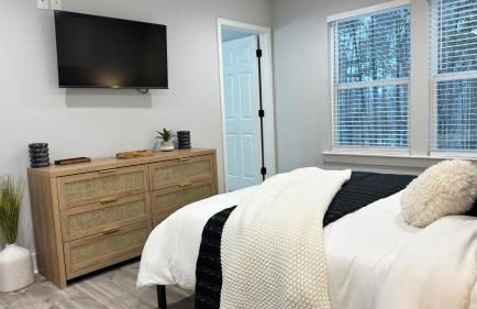 Modern new townhouse near Stone Mountain Sleeps 10 - Foto 45