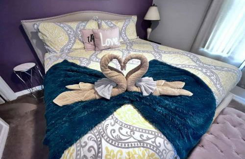 Spacious 2 en-suite BR, pool & spa retreat - Foto 20