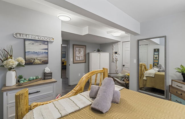 Rayleigh River Retreat - Garden Oasis - Photo 7