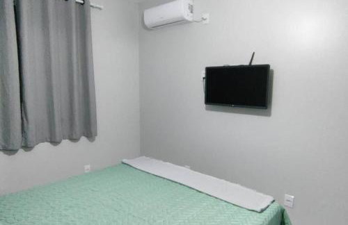 1 Apto em Canasvieiras 2 quadras mar e no centro edf camila - Foto 13