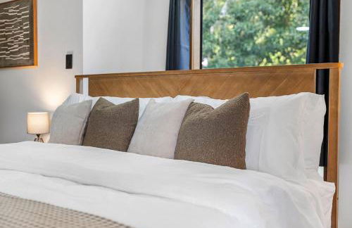 Pickleball & mini-golf, Pool/Spa, Epic Gameroom! - Photo 51