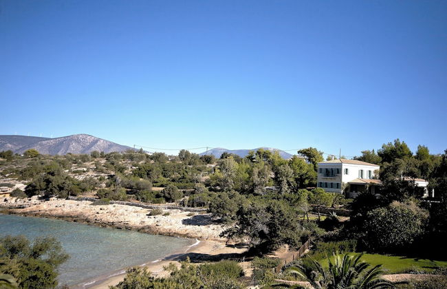 Electra Beachfront Villa - Photo 72