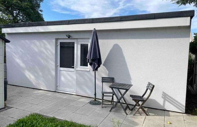 Cozy Studio in Dagenham, London - Photo 1