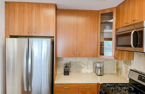 *WEHO/Beverly Hills* Luxury 2BD/2.5BA + Balconies - Photo 13