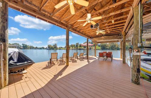 Family Lake Retreat w/ Screened Deck! - Foto 30