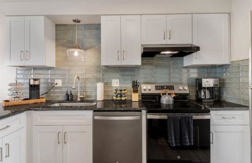 NEW! Comfy 1 Bedroom Flat I Hollywood Suites - Foto 3