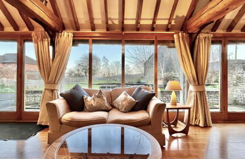 The Old Tractor Shed by inspirestays-com - Foto 10