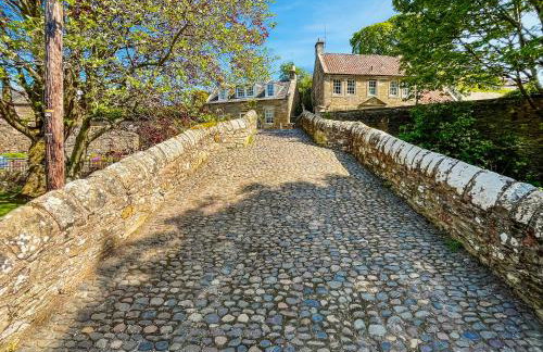 The Old Baron's Courthouse - Photo 17