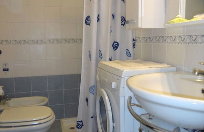 Colourful Studio With Shared Pool for 4 Guests - Foto 2