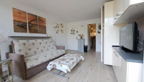 Studio à 50 m de la plage et du sentier littoral - Foto 1