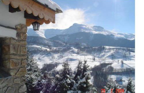 Chalet avec vue panoramique sur le Plomb du Cantal - Foto 5