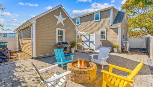 Charming House by the Beach with Patio Grill and FirePit - Foto 4