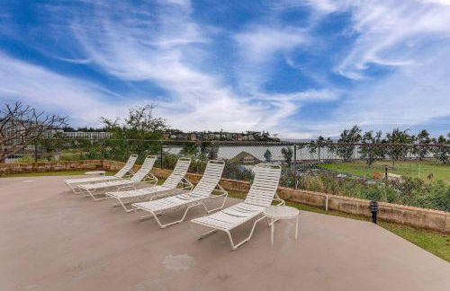 Walk to Kalapaki Beach Condo with Ocean and Mtn View! - Foto 24