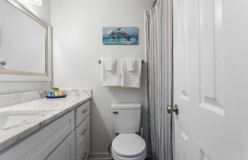 Coastal Retreat by the Beach - Foto 14