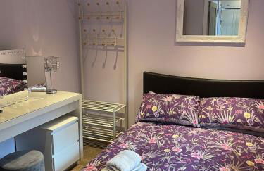 The Loch Lomond Townhouse In The Centre of Balloch - Foto 10