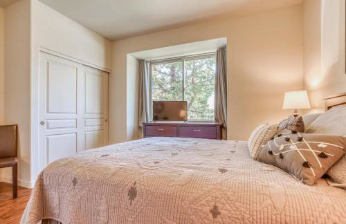 Aspen Retreat - Meredith Lodging - Photo 25