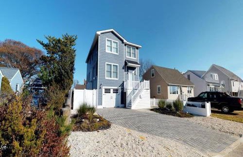 Single Family Beach Badges Private Yard Hot Tub Jacuzzijet Tub Wifi Bay Side Single Family Home In Ship Bottom - Foto 1