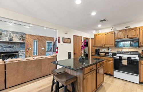 Pocono's Resort | Fire Pit, Jacuzzi, Winter Sport - Foto 51