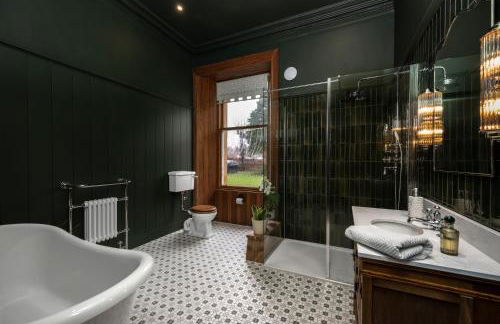 The Old Bank House Self Catering Apartment Dornoch - Photo 10