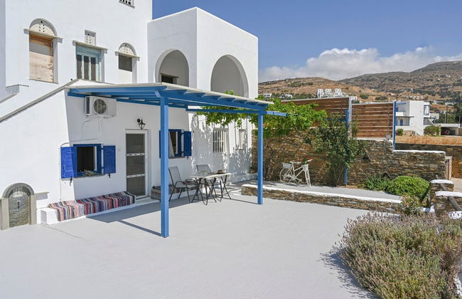 La Luna in Agia Barbara Tinos - Foto 3