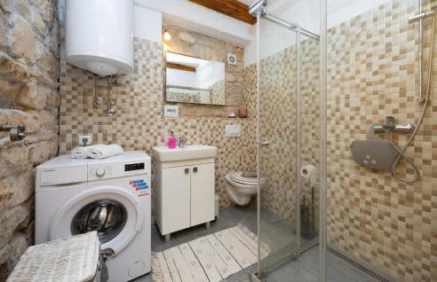 Beautiful Apartment In Hrvace With Wifi - Foto 22