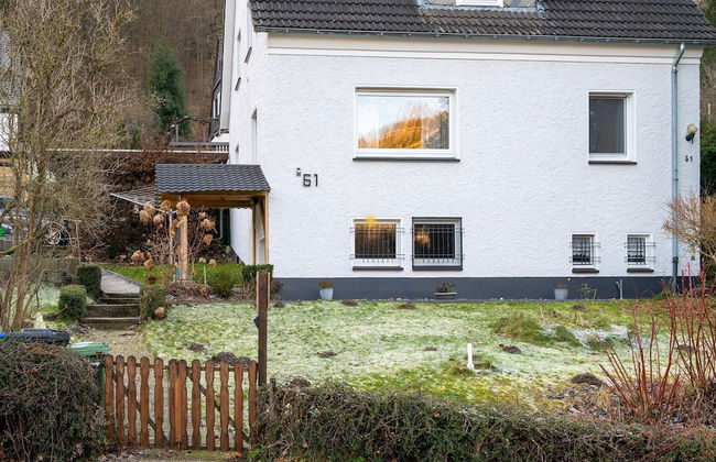 Cosy Holiday Home Yalet in Brilon-wald - Foto 1