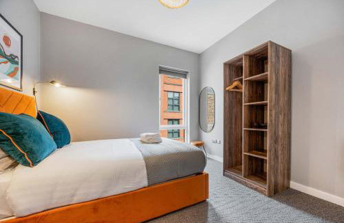 Ropewalks Retreat IV Sleeping 6 Guests with Parking and Balcony - Photo 6