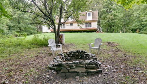 2 Mi to Elk Mountain Poconos Escape on 11 Acres! - Foto 3