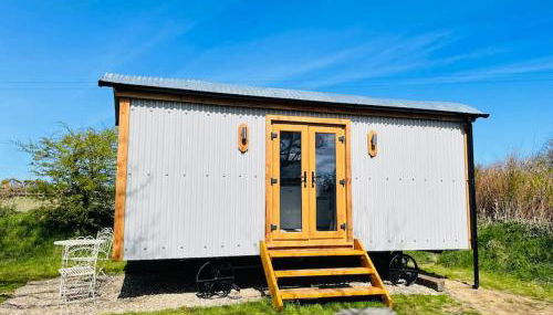 The Hut@Trefechan Wen - Coastal Coziness! - Foto 1, Garden view